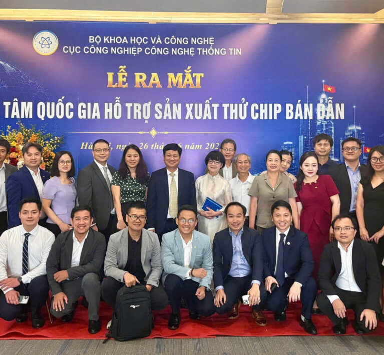 VBTECH tham dự Lễ ra mắt Trung tâm Quốc gia Hỗ trợ sản xuất thử chip bán dẫn VNMPWCC (2)